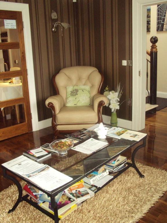 Causeway Lodge Bushmills Buitenkant foto